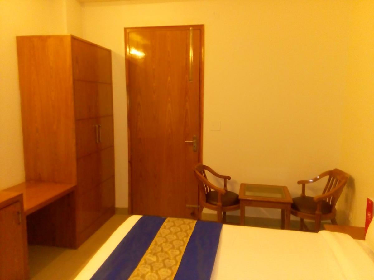 Red Carpet Hotels Νόιντα Εξωτερικό φωτογραφία
