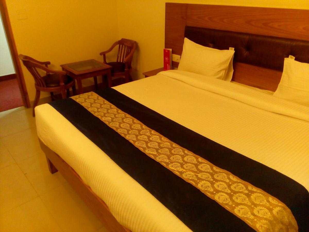 Red Carpet Hotels Νόιντα Εξωτερικό φωτογραφία
